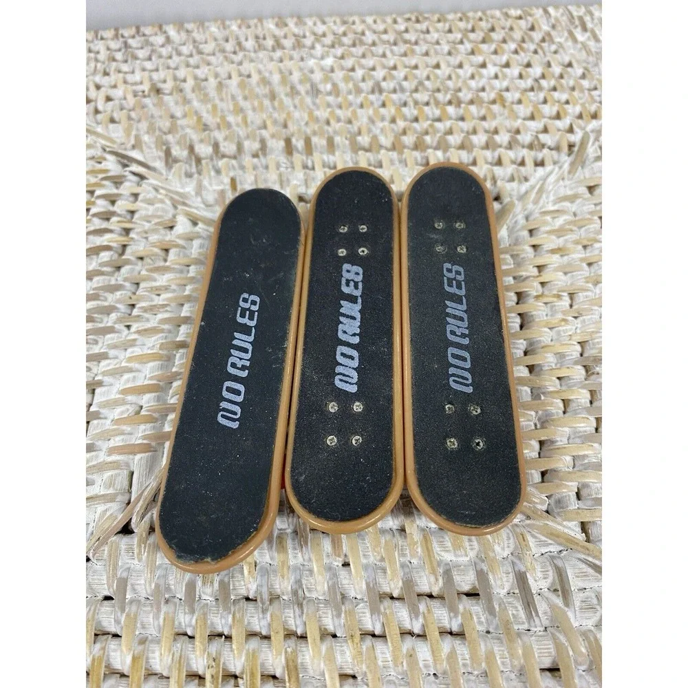 No Rules Y2K Vintage Lot Of 3‎ Cartoon Image Fingerboards